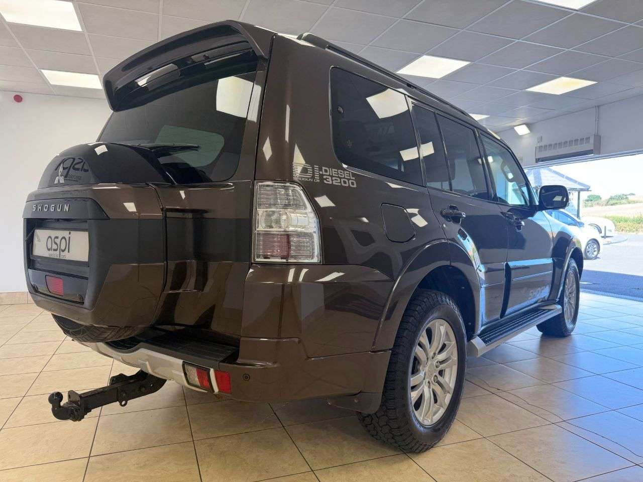 2017 MITSUBISHI SHOGUN 2017 MITSUBISHI SHOGUN