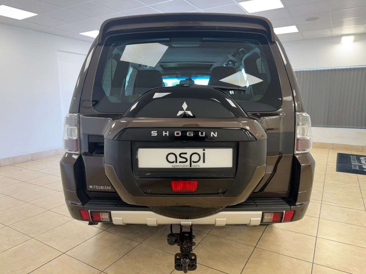 2017 MITSUBISHI SHOGUN 2017 MITSUBISHI SHOGUN