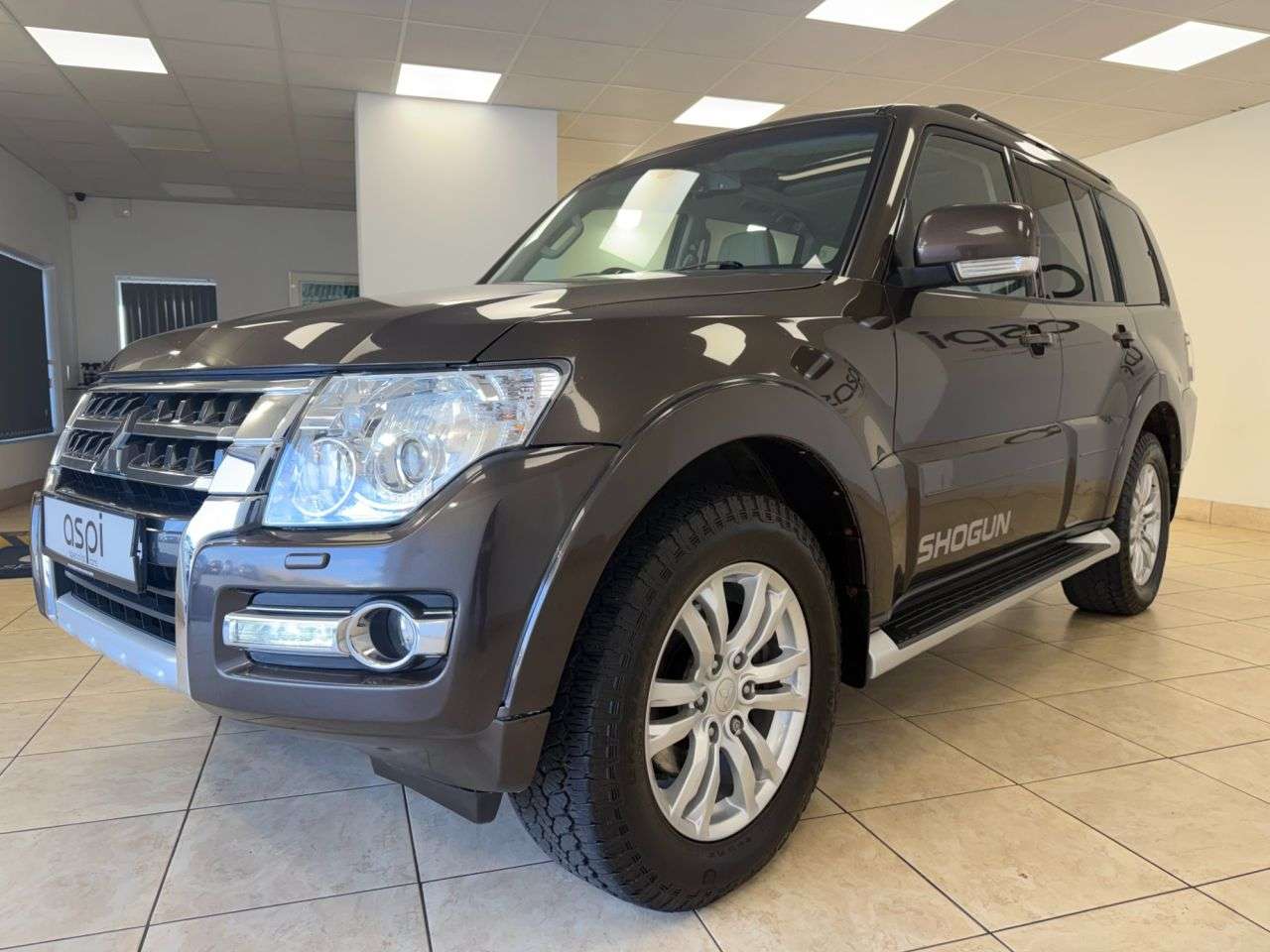2017 MITSUBISHI SHOGUN 2017 MITSUBISHI SHOGUN