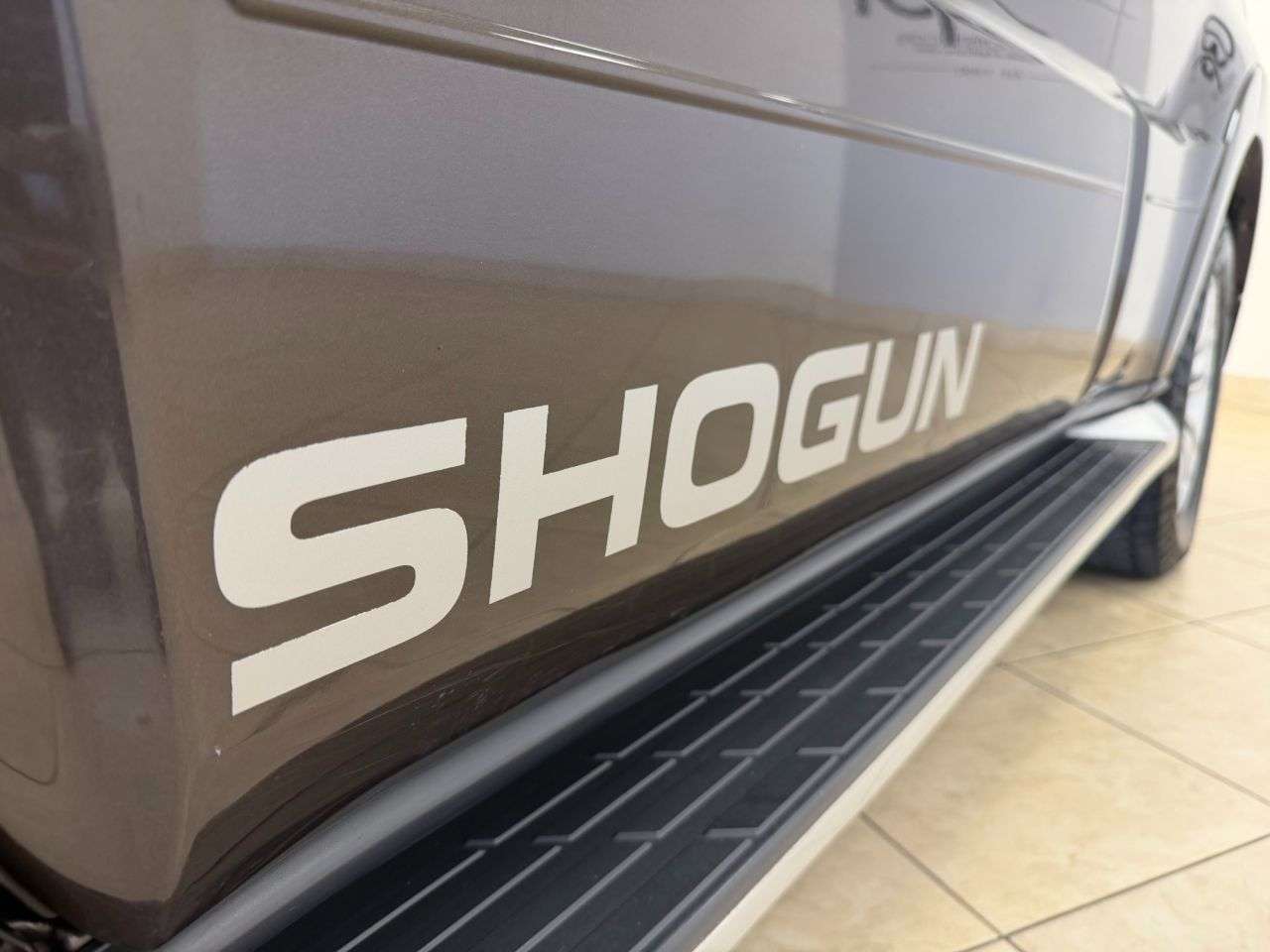 2017 MITSUBISHI SHOGUN 2017 MITSUBISHI SHOGUN