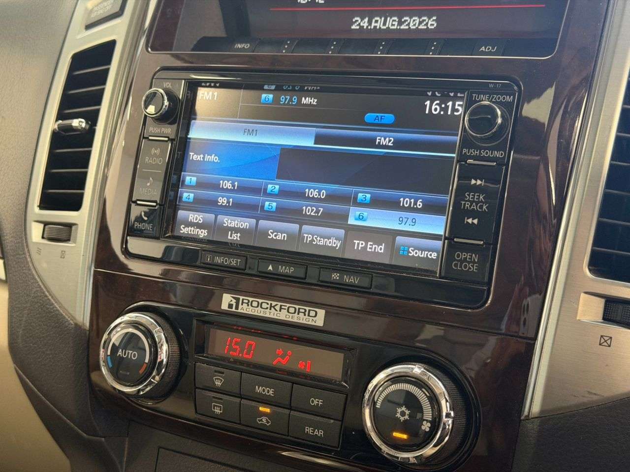 2017 MITSUBISHI SHOGUN 2017 MITSUBISHI SHOGUN