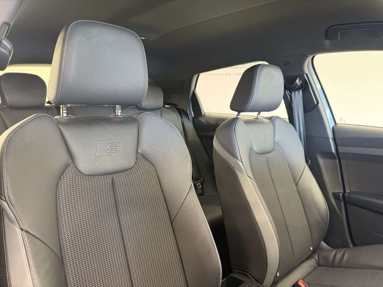 A 2023 AUDI A1 1.5 TFSI 35 S line Sportback 5dr Petrol S Tronic Euro 6 (s/s) (150 ps) FULL A 2023 AUDI A1 1.5 TFSI 35 S line Sportback 5dr Petrol S Tronic Euro 6 (s/s) (150 ps) FULL