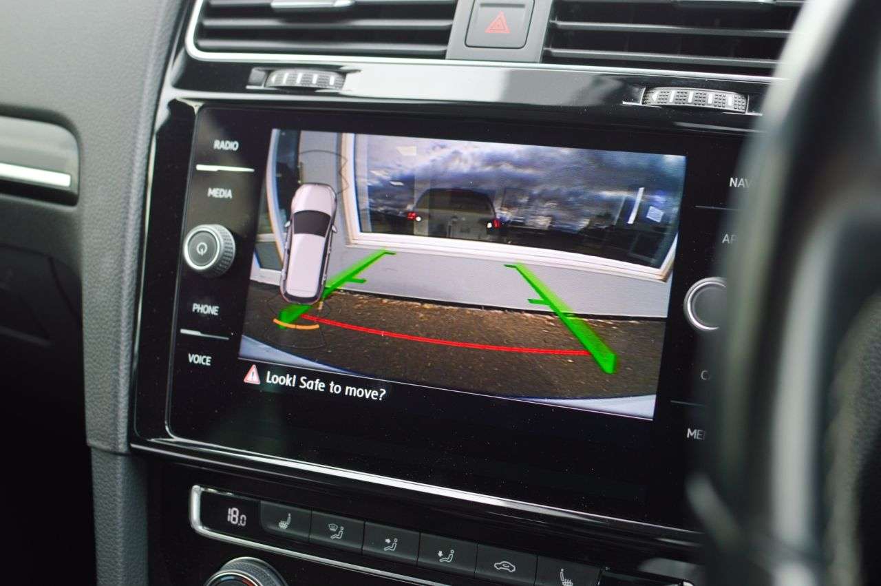2019 VOLKSWAGEN GOLF 2019 VOLKSWAGEN GOLF