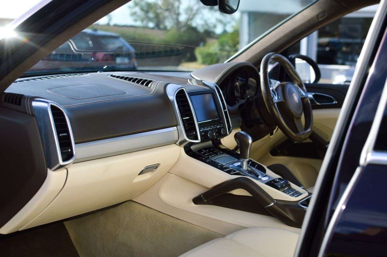 2012 PORSCHE CAYENNE 2012 PORSCHE CAYENNE