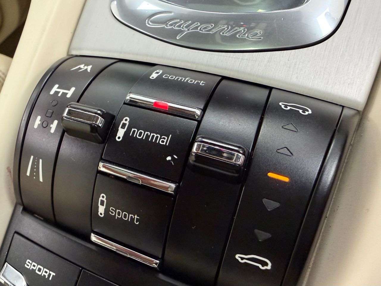 2012 PORSCHE CAYENNE 2012 PORSCHE CAYENNE