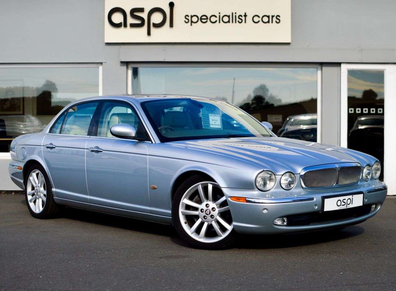 A 2007 JAGUAR XJ 4.2 XJ8 Sovereign Saloon 4dr Petrol Automatic (264 g/km, 300 bhp) FULL DETA A 2007 JAGUAR XJ 4.2 XJ8 Sovereign Saloon 4dr Petrol Automatic (264 g/km, 300 bhp) FULL DETA