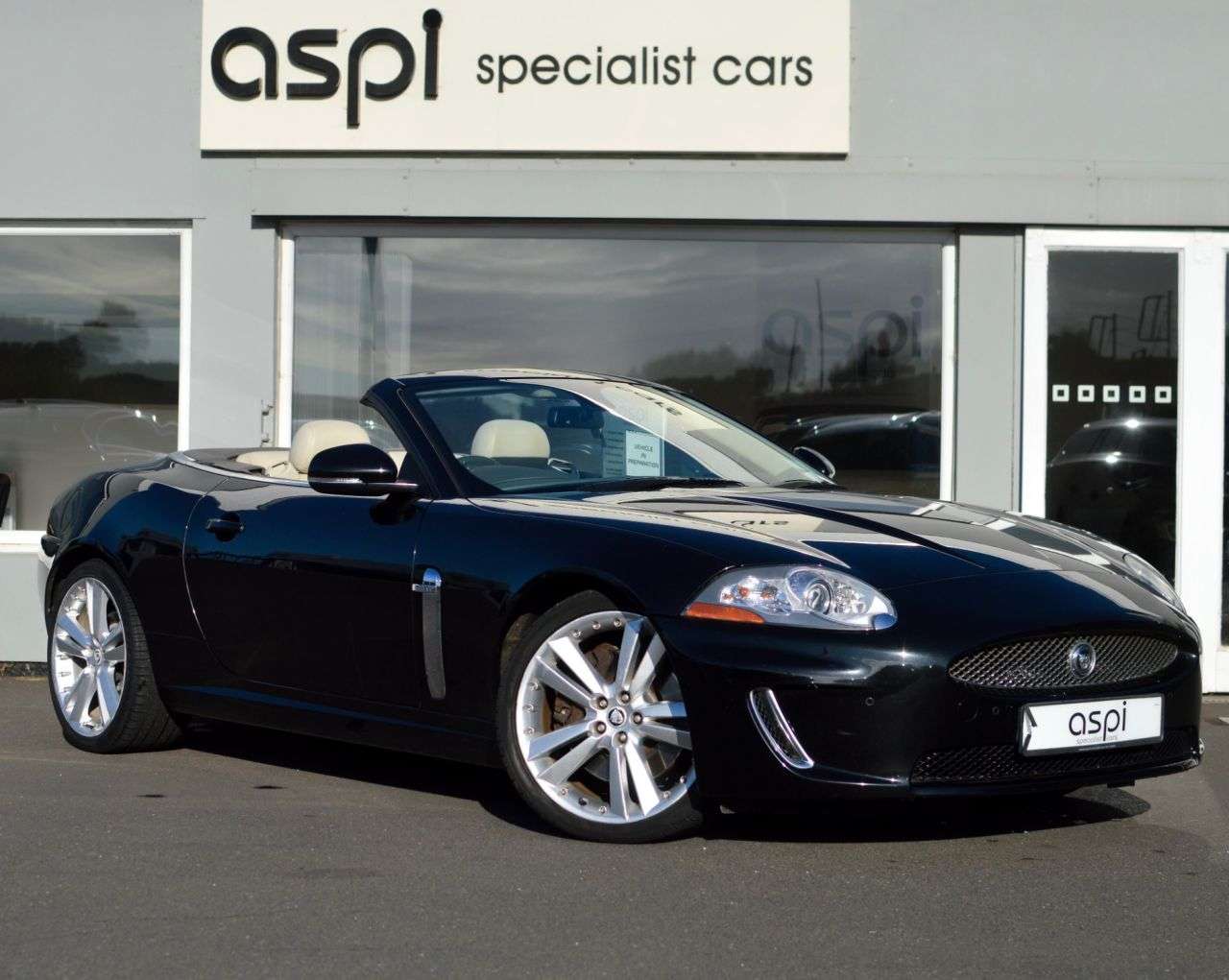 A 2009 JAGUAR XK 5.0 V8 Portfolio Convertible 2dr Petrol Auto Euro 5 (385 ps) FULL DETAILS - A 2009 JAGUAR XK 5.0 V8 Portfolio Convertible 2dr Petrol Auto Euro 5 (385 ps) FULL DETAILS -