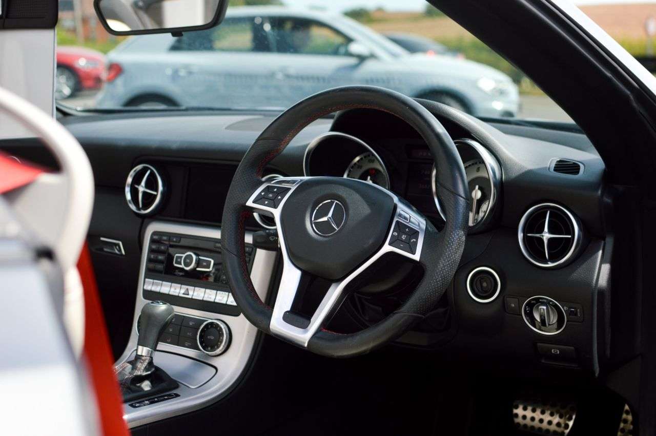 2012 MERCEDES-BENZ SLK 2012 MERCEDES-BENZ SLK