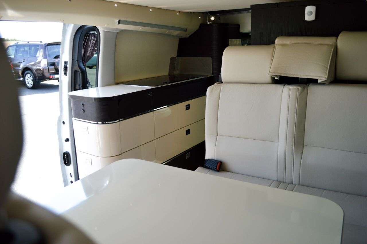2019 MERCEDES-BENZ WESTFALIA JULES VERNE CAMPERVAN 2019 MERCEDES-BENZ WESTFALIA JULES VERNE CAMPERVAN