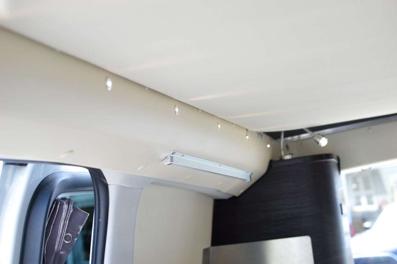 2019 MERCEDES-BENZ WESTFALIA JULES VERNE CAMPERVAN 2019 MERCEDES-BENZ WESTFALIA JULES VERNE CAMPERVAN