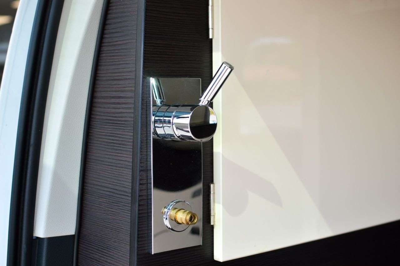 2019 MERCEDES-BENZ WESTFALIA JULES VERNE CAMPERVAN 2019 MERCEDES-BENZ WESTFALIA JULES VERNE CAMPERVAN