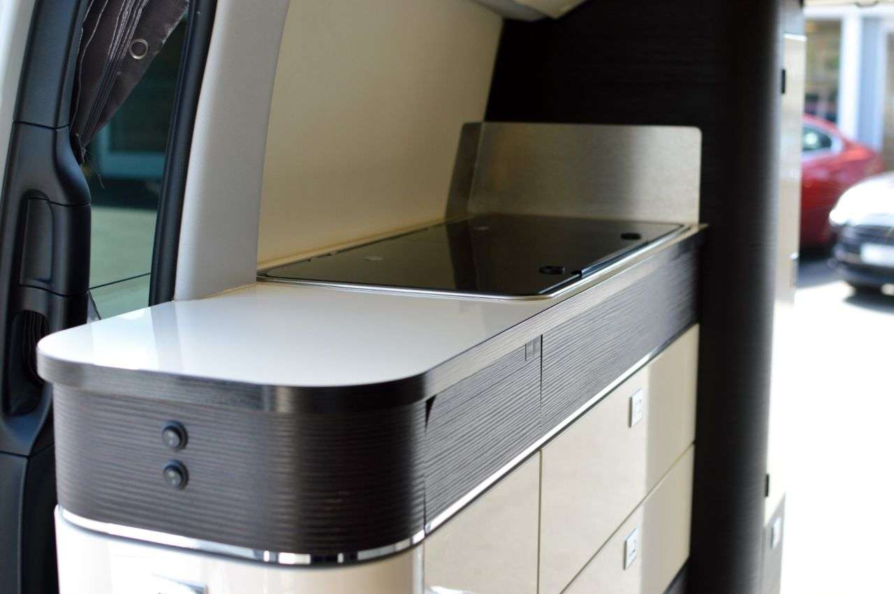 2019 MERCEDES-BENZ WESTFALIA JULES VERNE CAMPERVAN 2019 MERCEDES-BENZ WESTFALIA JULES VERNE CAMPERVAN
