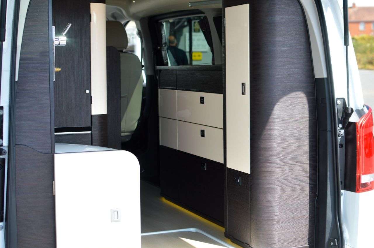 2019 MERCEDES-BENZ WESTFALIA JULES VERNE CAMPERVAN 2019 MERCEDES-BENZ WESTFALIA JULES VERNE CAMPERVAN