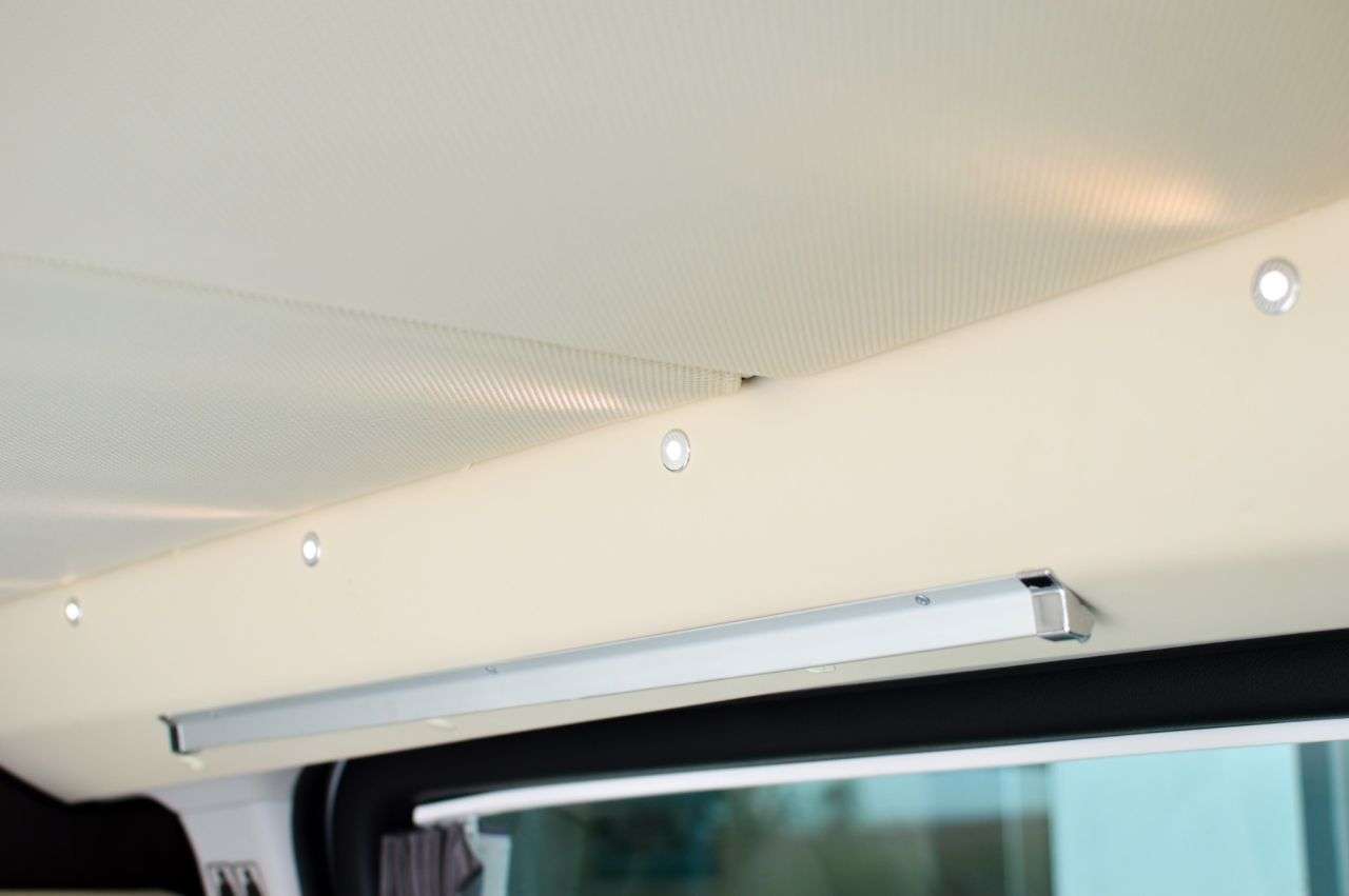 2019 MERCEDES-BENZ WESTFALIA JULES VERNE CAMPERVAN 2019 MERCEDES-BENZ WESTFALIA JULES VERNE CAMPERVAN