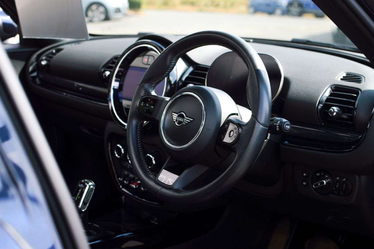 2021 MINI CLUBMAN 2021 MINI CLUBMAN