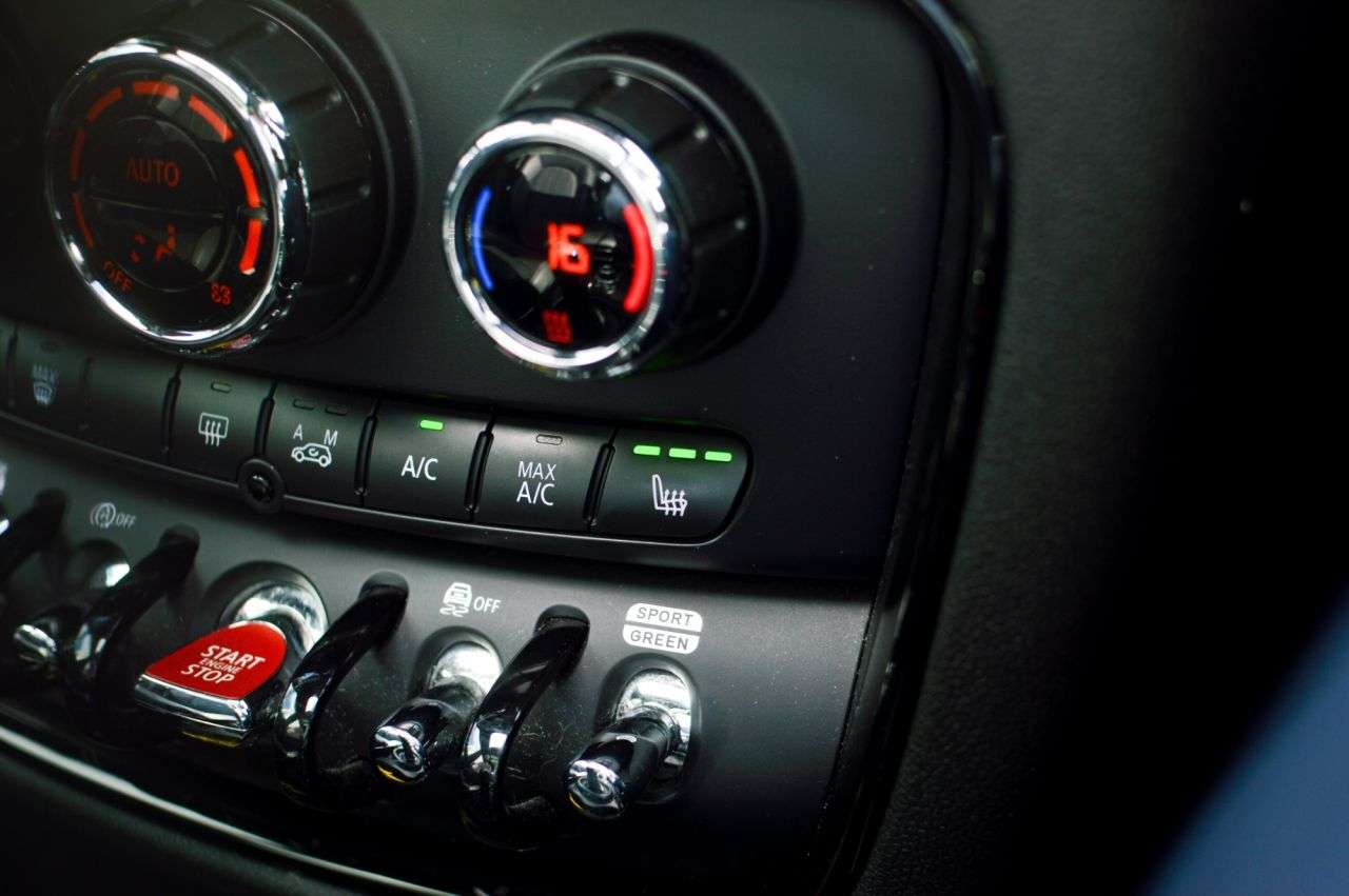 2021 MINI CLUBMAN 2021 MINI CLUBMAN
