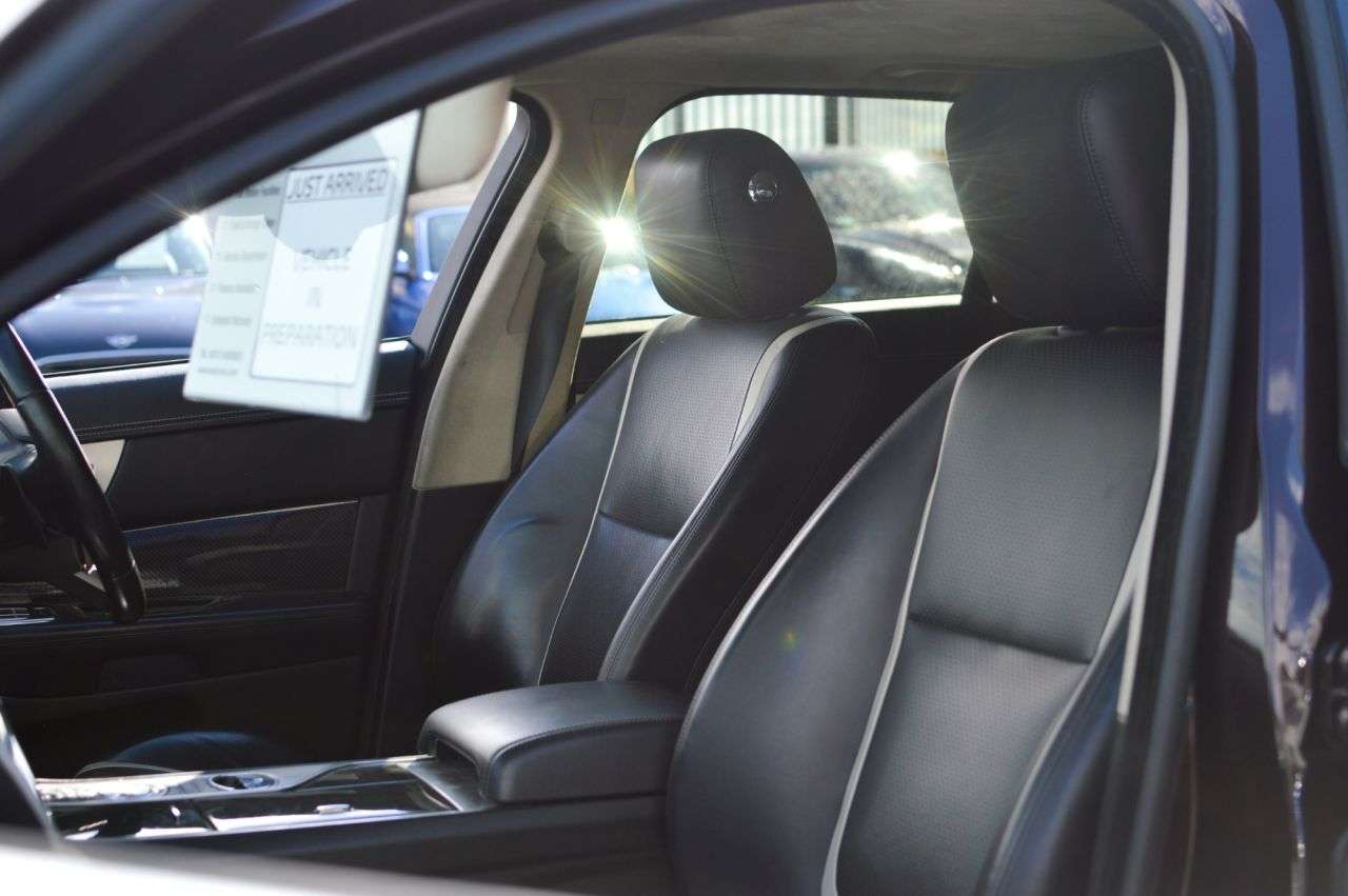 2012 JAGUAR XF 2012 JAGUAR XF