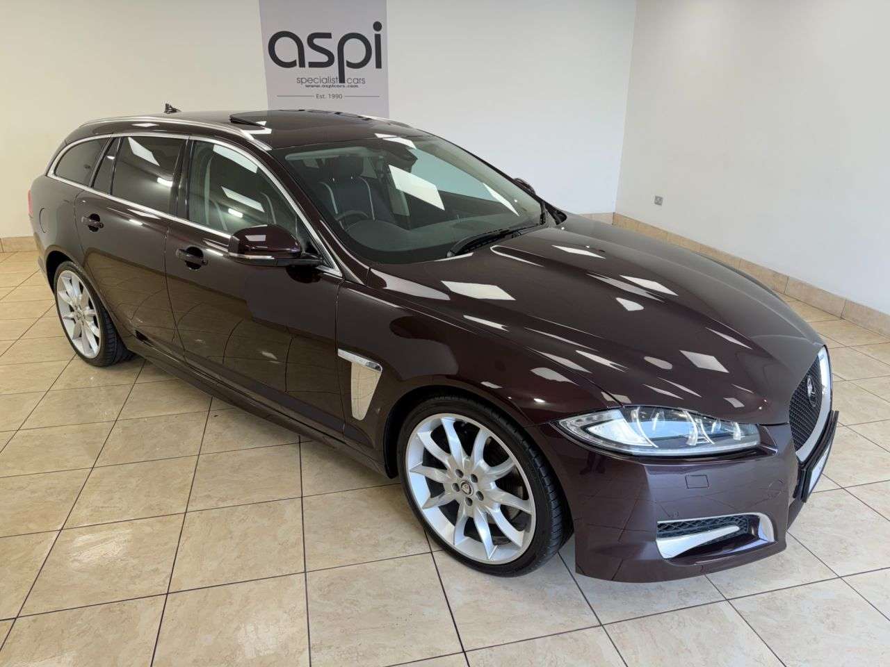 2012 JAGUAR XF 2012 JAGUAR XF