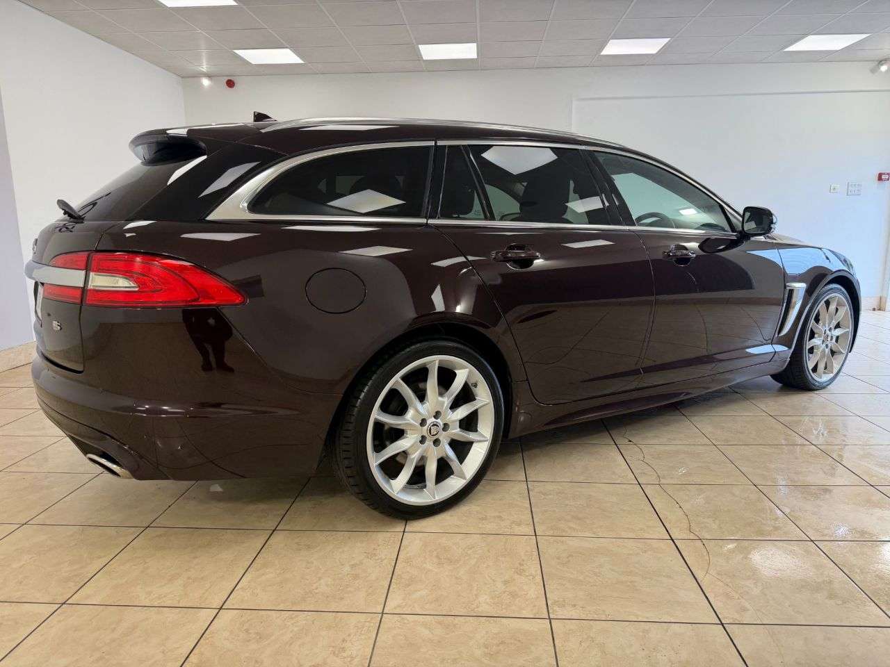 2012 JAGUAR XF 2012 JAGUAR XF