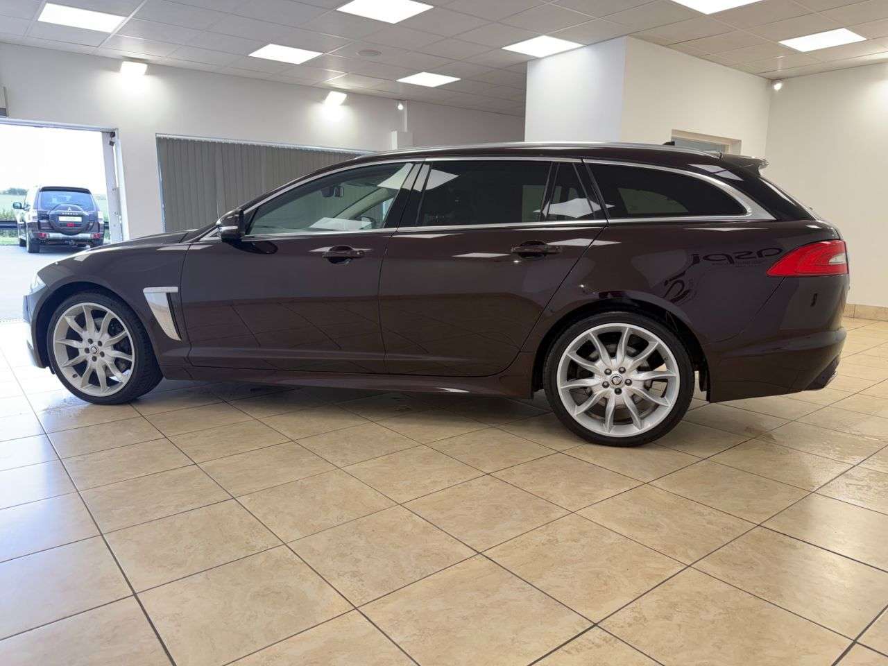 2012 JAGUAR XF 2012 JAGUAR XF