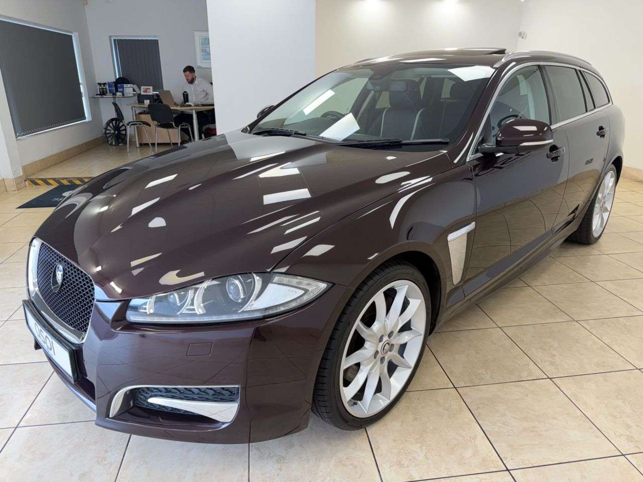 2012 JAGUAR XF 2012 JAGUAR XF