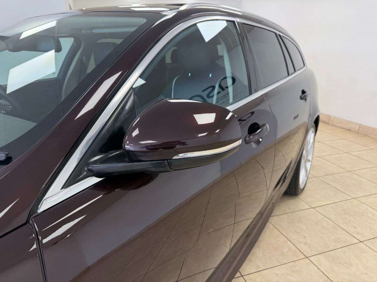 2012 JAGUAR XF 2012 JAGUAR XF