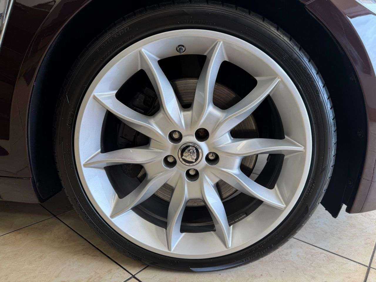 2012 JAGUAR XF 2012 JAGUAR XF