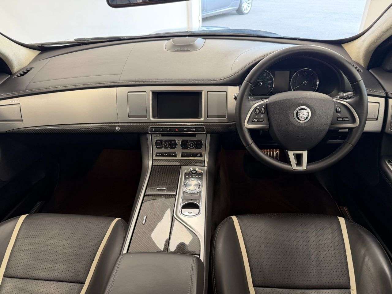 2012 JAGUAR XF 2012 JAGUAR XF
