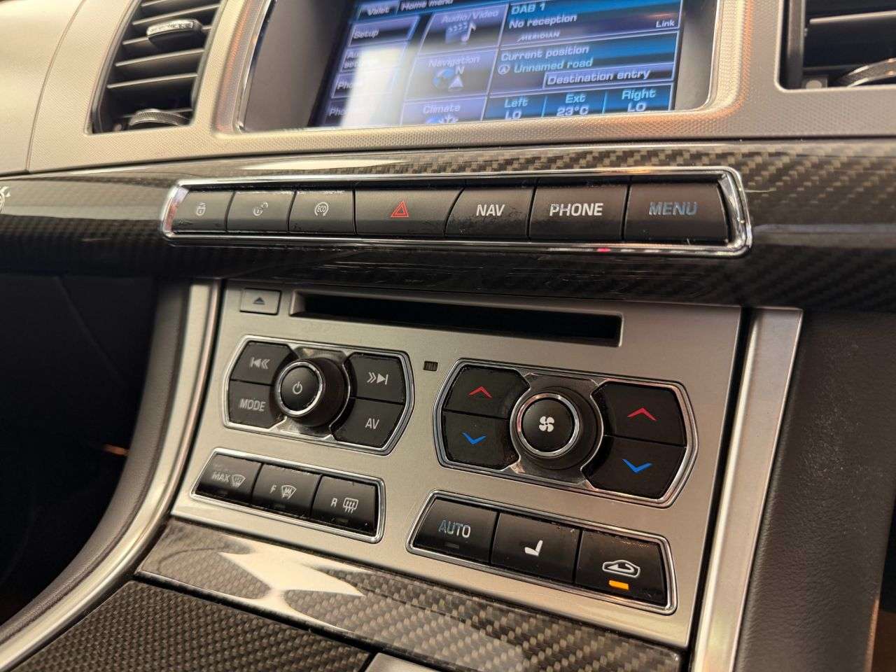 2012 JAGUAR XF 2012 JAGUAR XF