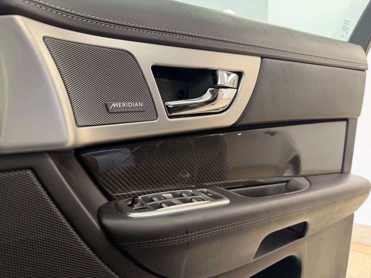 2012 JAGUAR XF 2012 JAGUAR XF