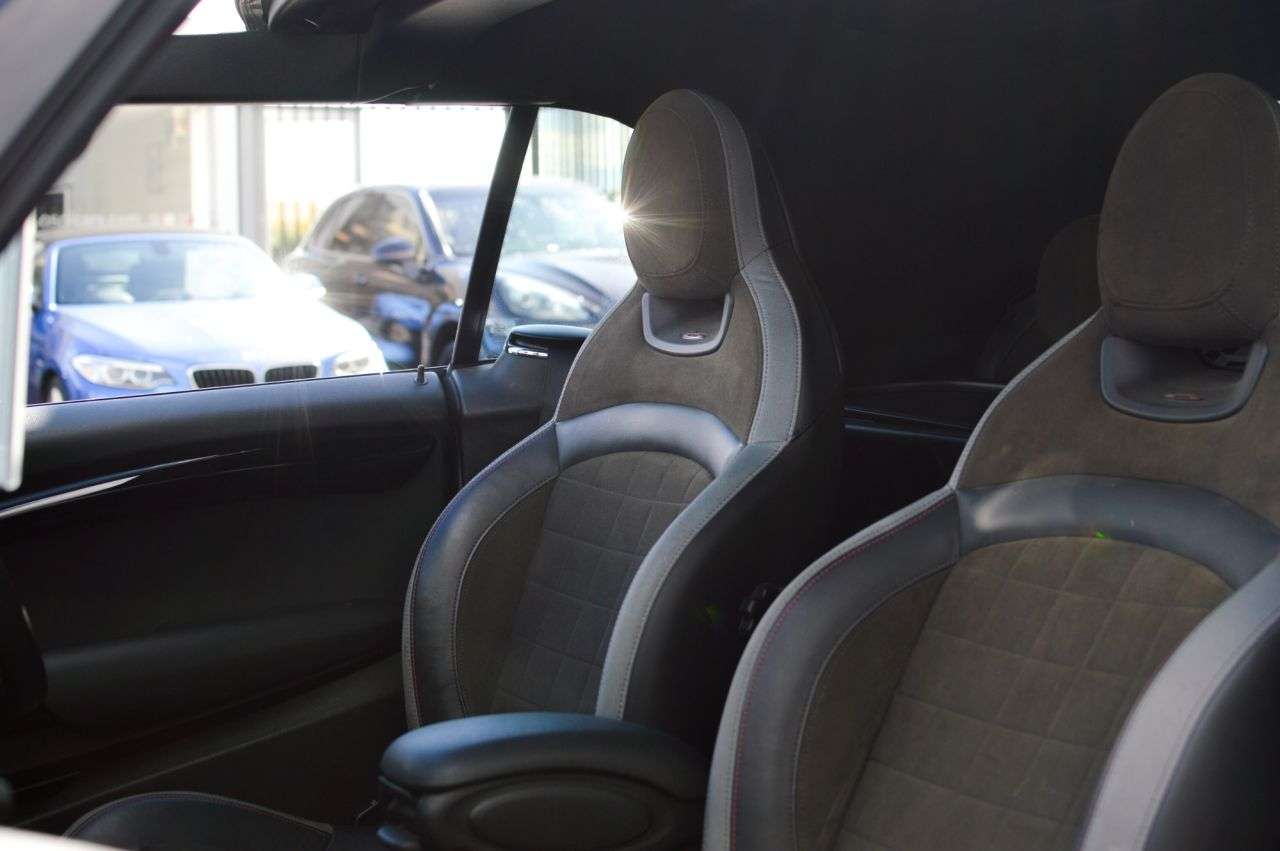 2021 MINI CONVERTIBLE 2021 MINI CONVERTIBLE