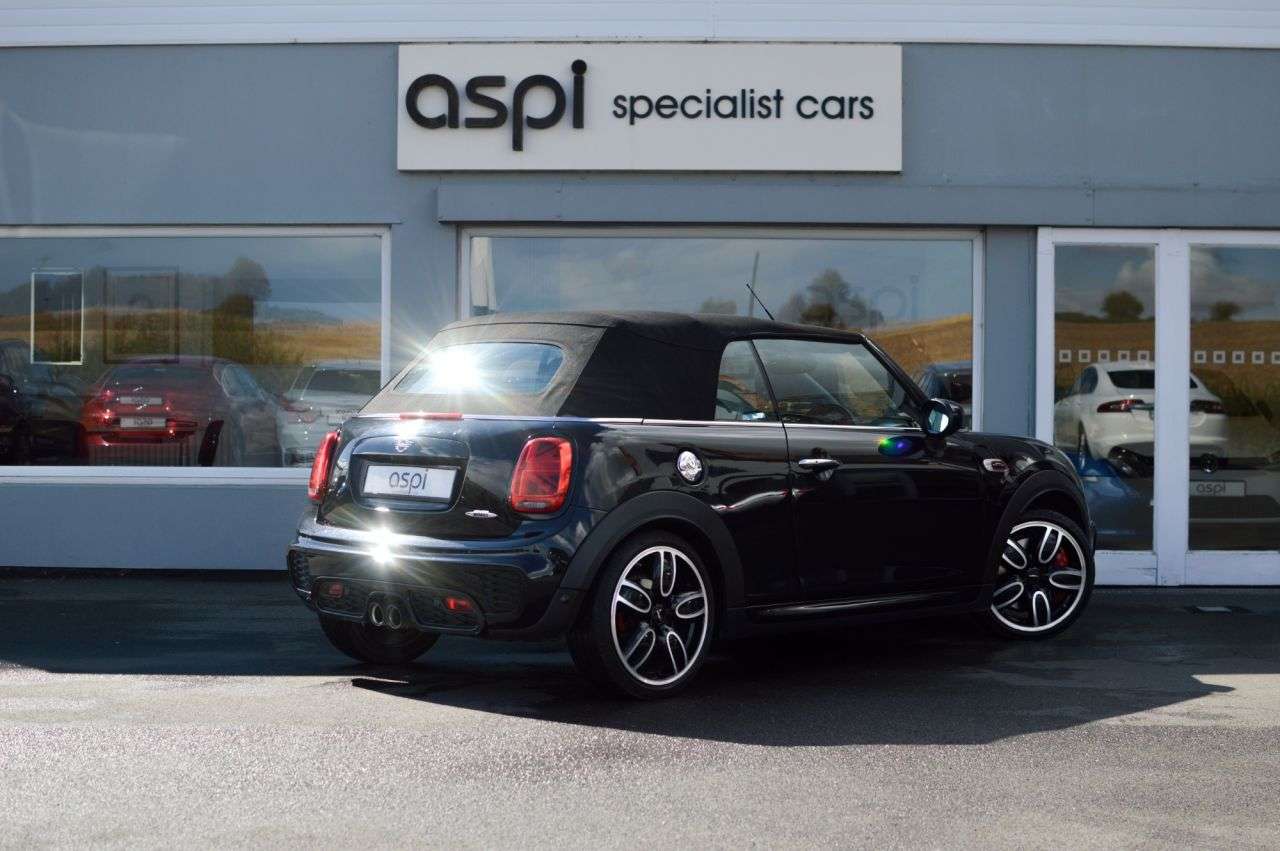 2021 MINI CONVERTIBLE 2021 MINI CONVERTIBLE