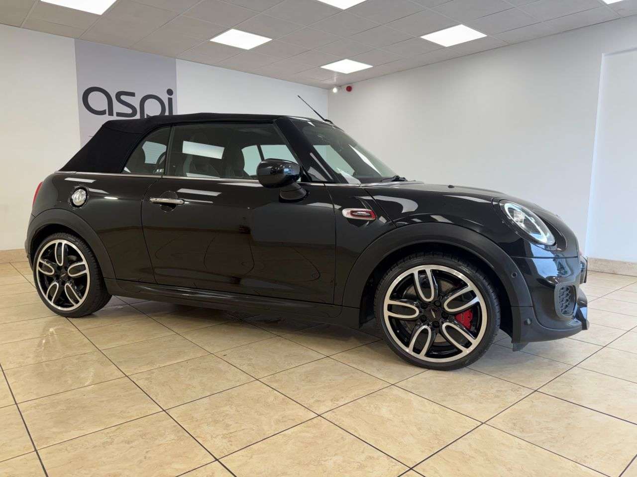2021 MINI CONVERTIBLE 2021 MINI CONVERTIBLE