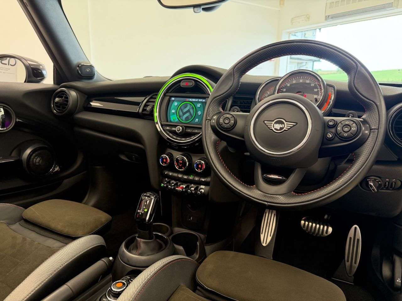 2021 MINI CONVERTIBLE 2021 MINI CONVERTIBLE