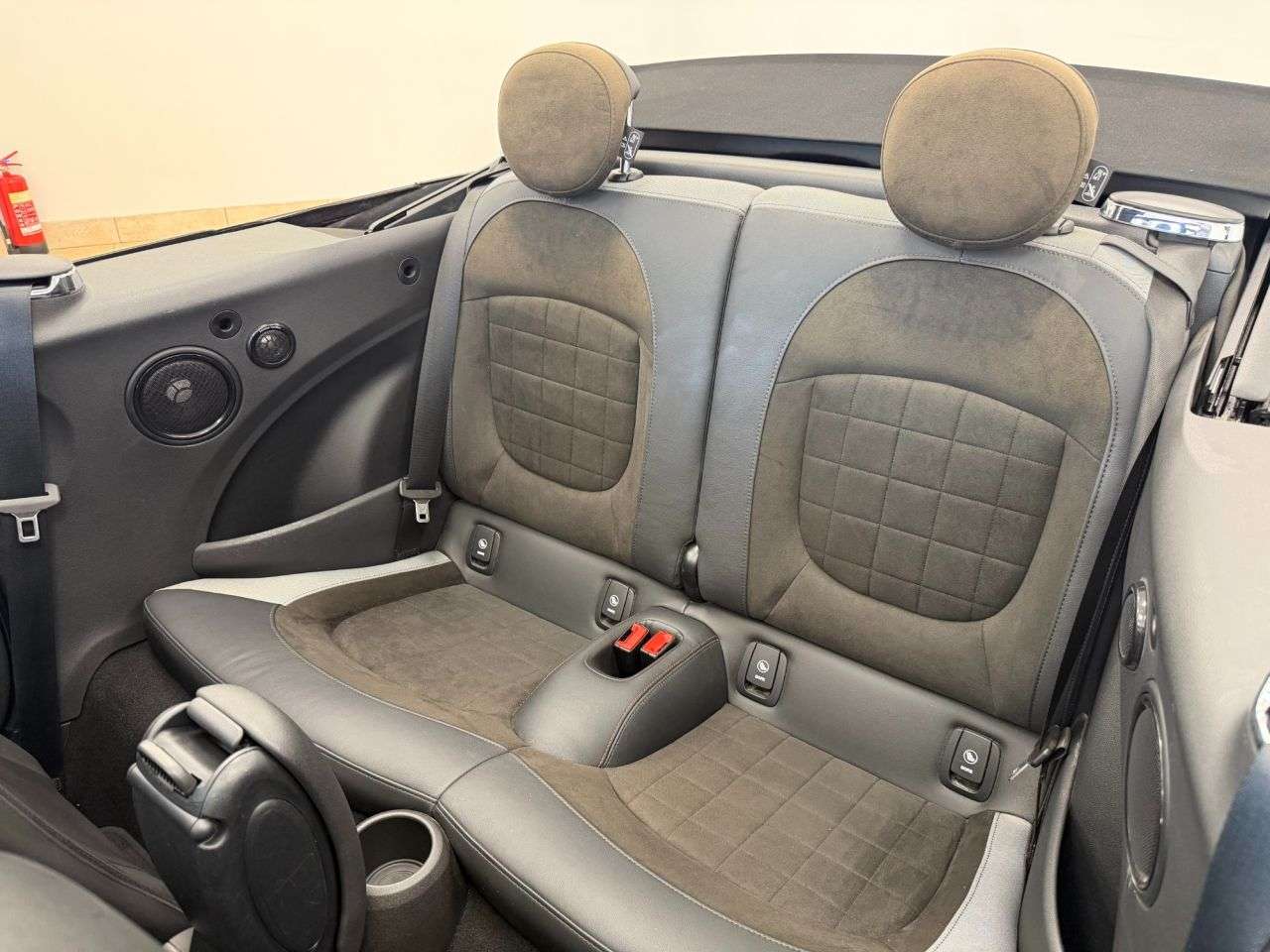 2021 MINI CONVERTIBLE 2021 MINI CONVERTIBLE