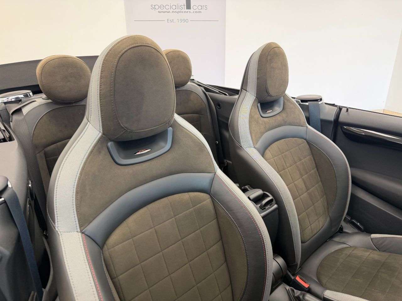 2021 MINI CONVERTIBLE 2021 MINI CONVERTIBLE