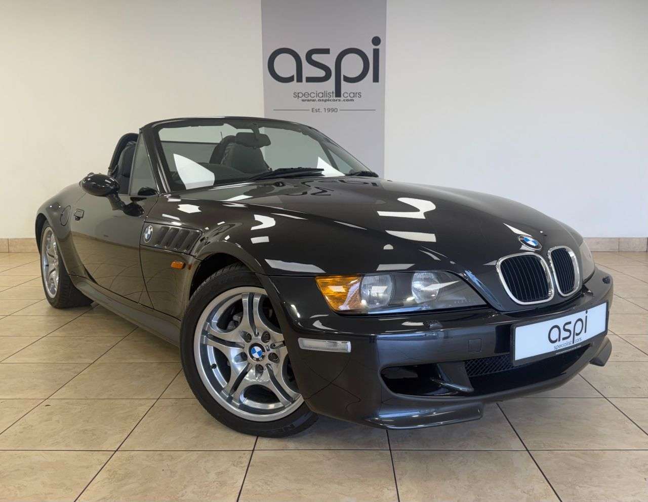 A 1998 BMW Z3 Z3 2.8i Auto - WIDE BODY HEATED & SPORT F/SEATS, AIR CON A 1998 BMW Z3 Z3 2.8i Auto - WIDE BODY HEATED & SPORT F/SEATS, AIR CON