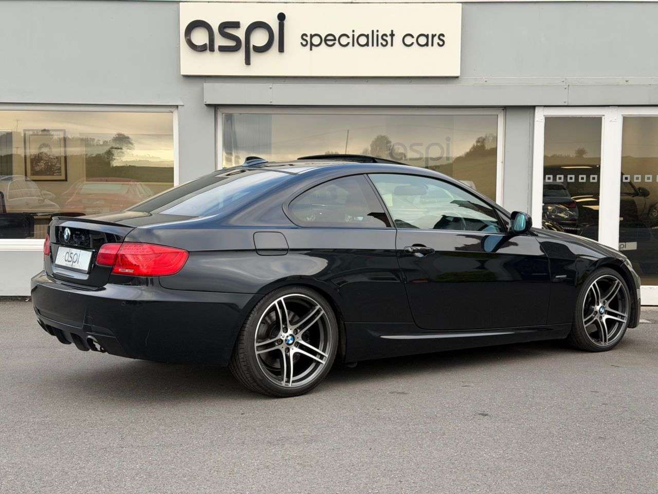 2012 BMW 3 SERIES 2012 BMW 3 SERIES