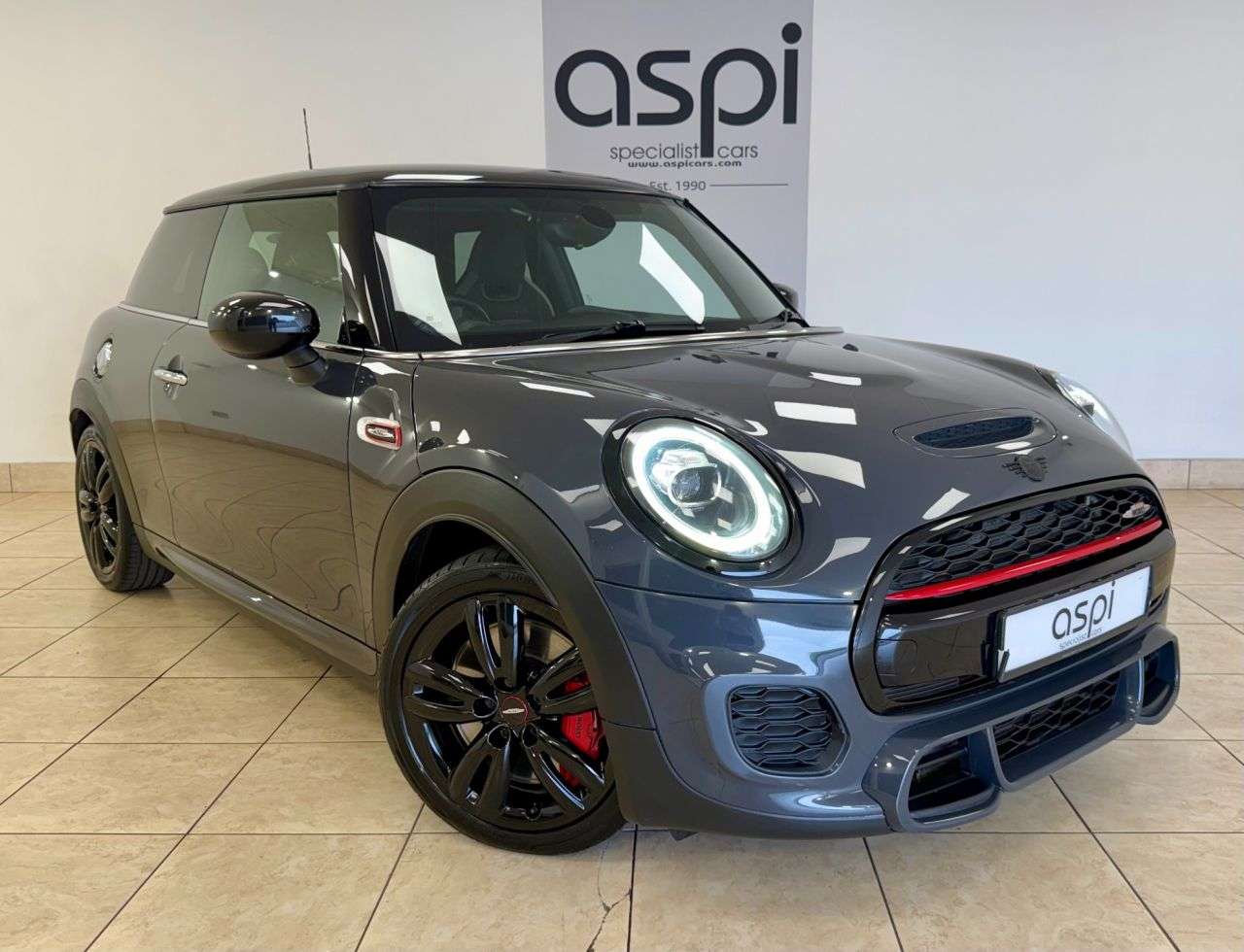 A 2019 MINI HATCH 2.0 John Cooper Works Hatchback 3dr Petrol Steptronic Euro 6 (s/s) (231 ps) A 2019 MINI HATCH 2.0 John Cooper Works Hatchback 3dr Petrol Steptronic Euro 6 (s/s) (231 ps)