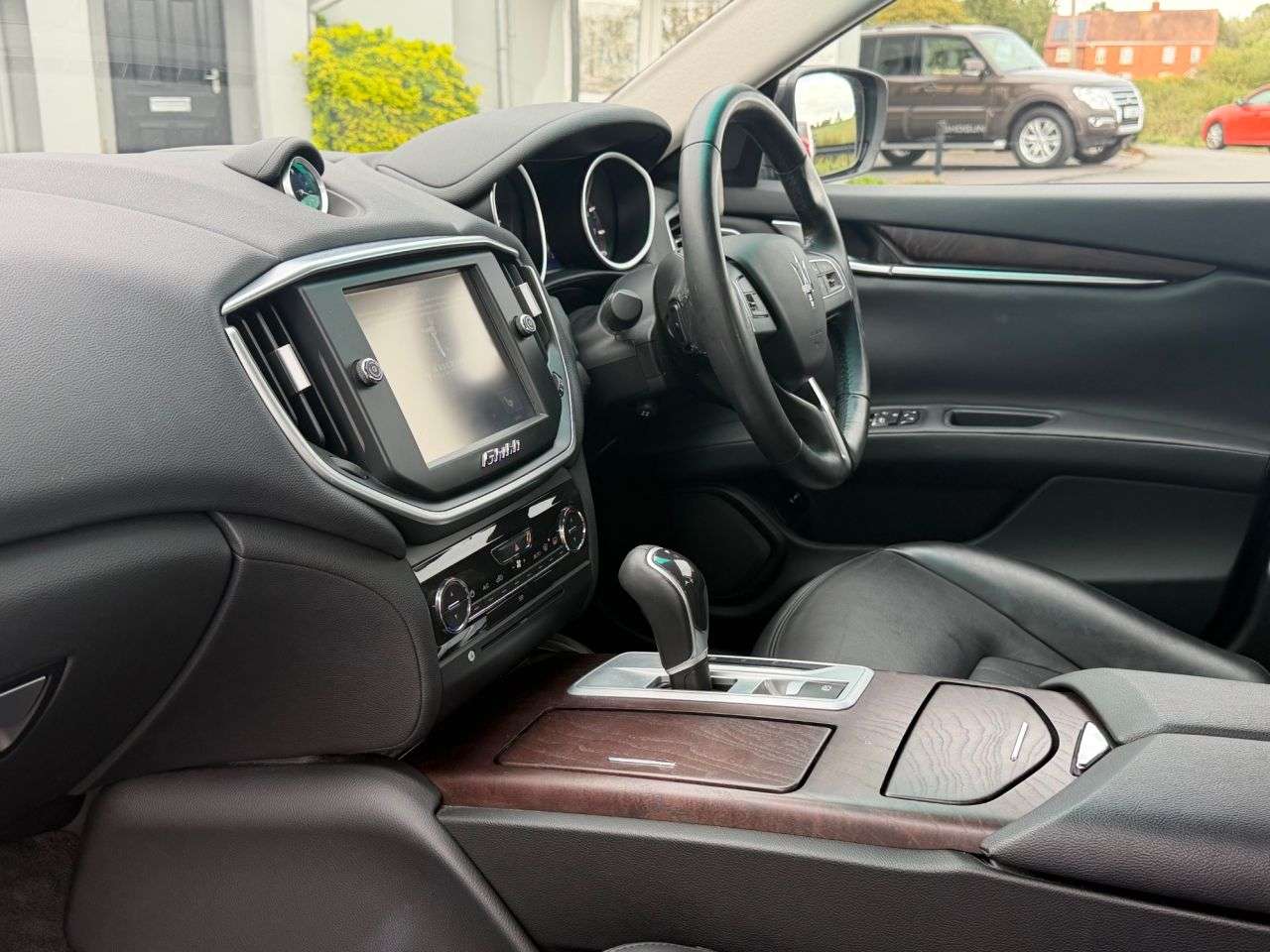 2015 MASERATI GHIBLI 2015 MASERATI GHIBLI