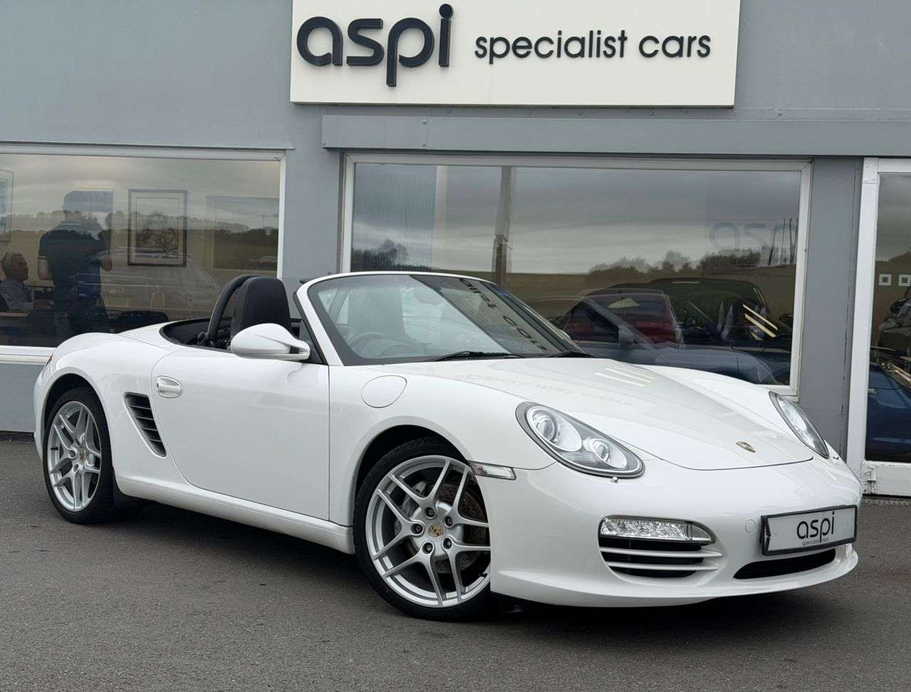 A 2009 PORSCHE BOXSTER 2.9 987 Convertible 2dr Petrol PDK (214 g/km, 255 bhp) A 2009 PORSCHE BOXSTER 2.9 987 Convertible 2dr Petrol PDK (214 g/km, 255 bhp)