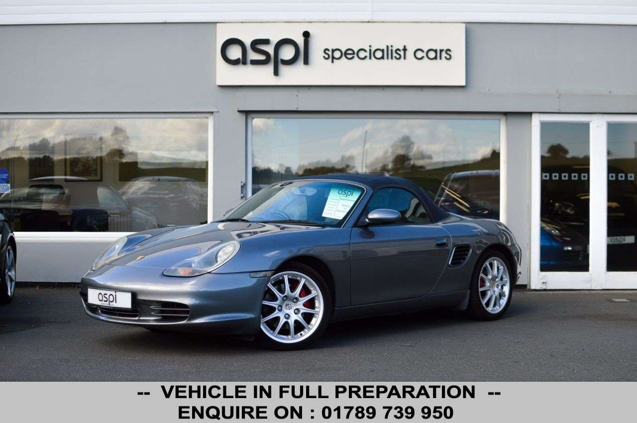 A 2004 PORSCHE BOXSTER 3.2 986 S Convertible 2dr Petrol Manual (255 g/km, 260 bhp) A 2004 PORSCHE BOXSTER 3.2 986 S Convertible 2dr Petrol Manual (255 g/km, 260 bhp)