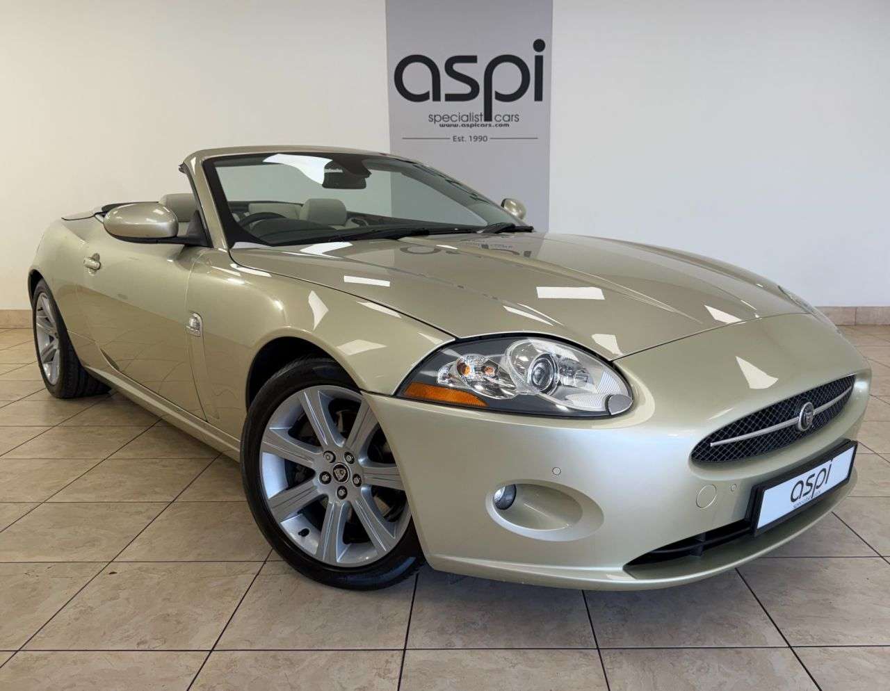 A 2006 JAGUAR XK 4.2 V8 Convertible 2dr Petrol Auto Euro 4 (300 ps) FULL DETAILS - WWW.ASPIC A 2006 JAGUAR XK 4.2 V8 Convertible 2dr Petrol Auto Euro 4 (300 ps) FULL DETAILS - WWW.ASPIC