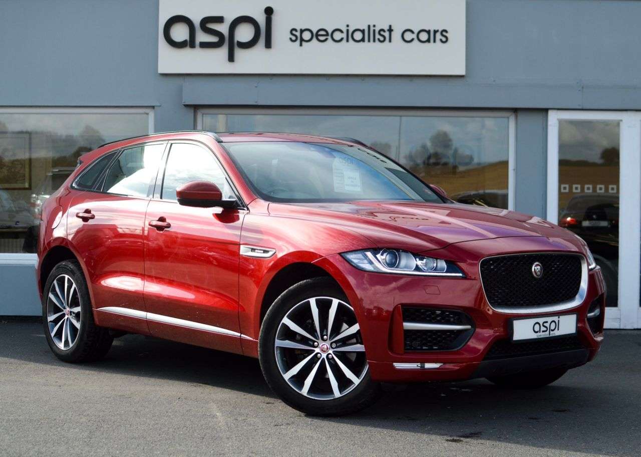 A 2017 JAGUAR F-PACE 2.0 P250i R-Sport SUV 5dr Petrol Auto AWD Euro 6 (s/s) (250 ps) FULL DETAIL A 2017 JAGUAR F-PACE 2.0 P250i R-Sport SUV 5dr Petrol Auto AWD Euro 6 (s/s) (250 ps) FULL DETAIL