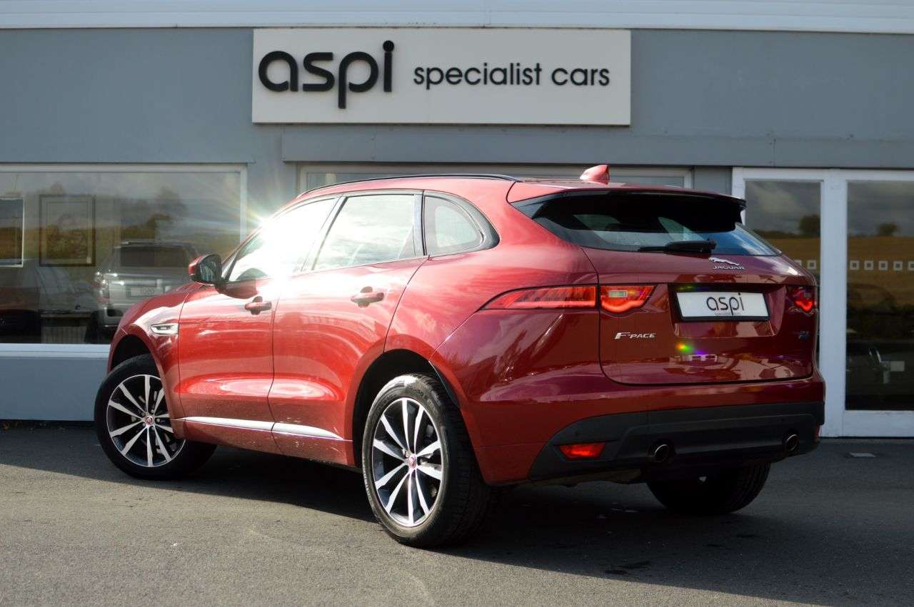 2017 JAGUAR F-PACE 2017 JAGUAR F-PACE