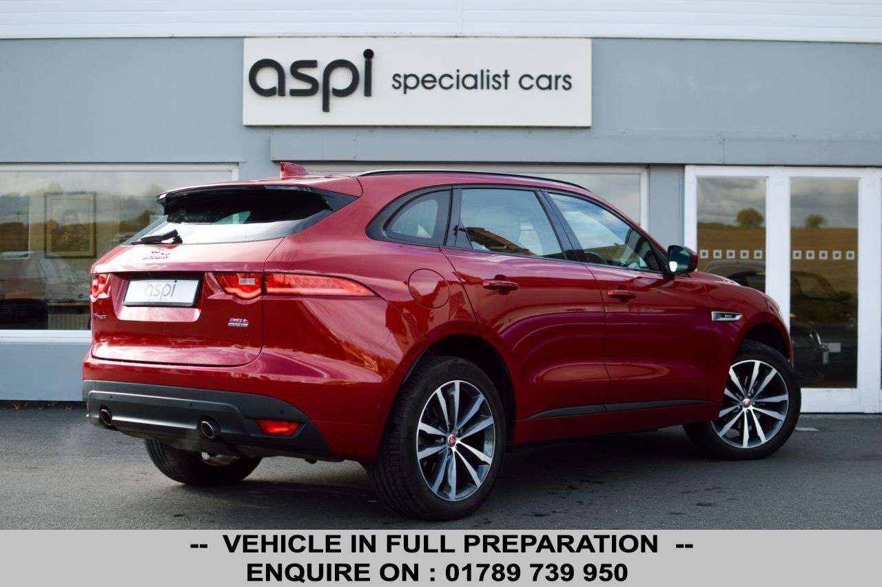2017 JAGUAR F-PACE 2017 JAGUAR F-PACE