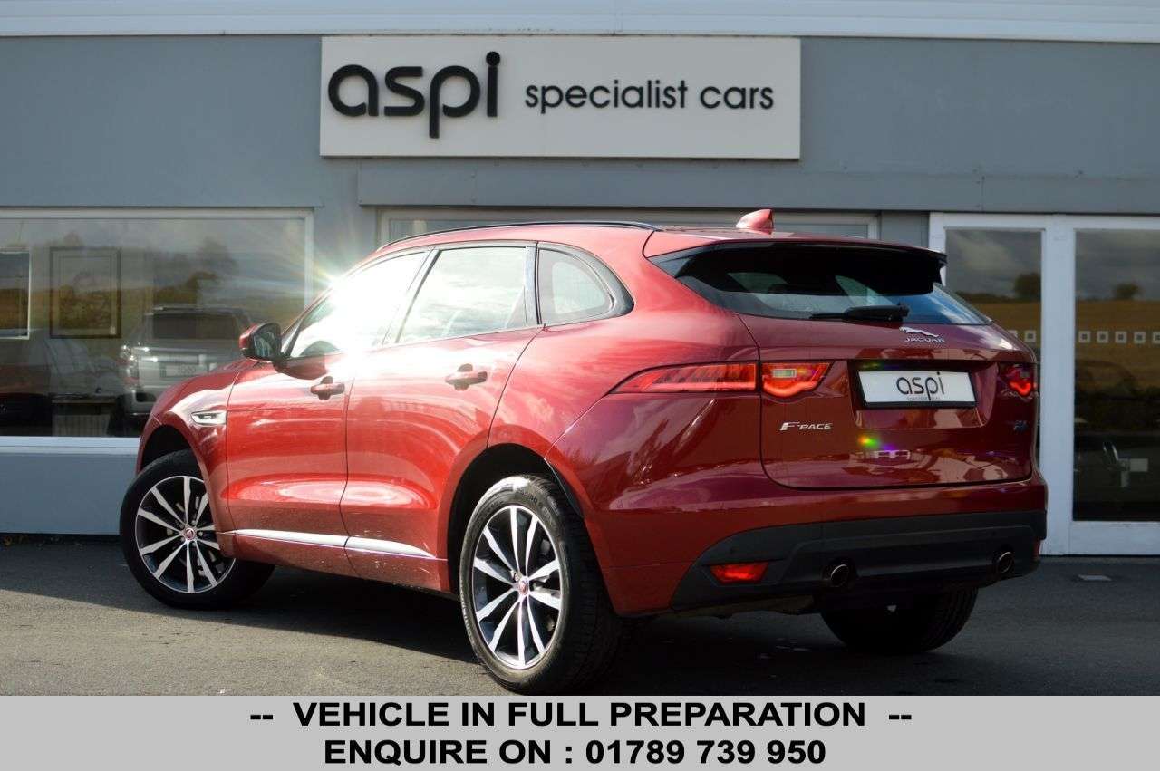 2017 JAGUAR F-PACE 2017 JAGUAR F-PACE