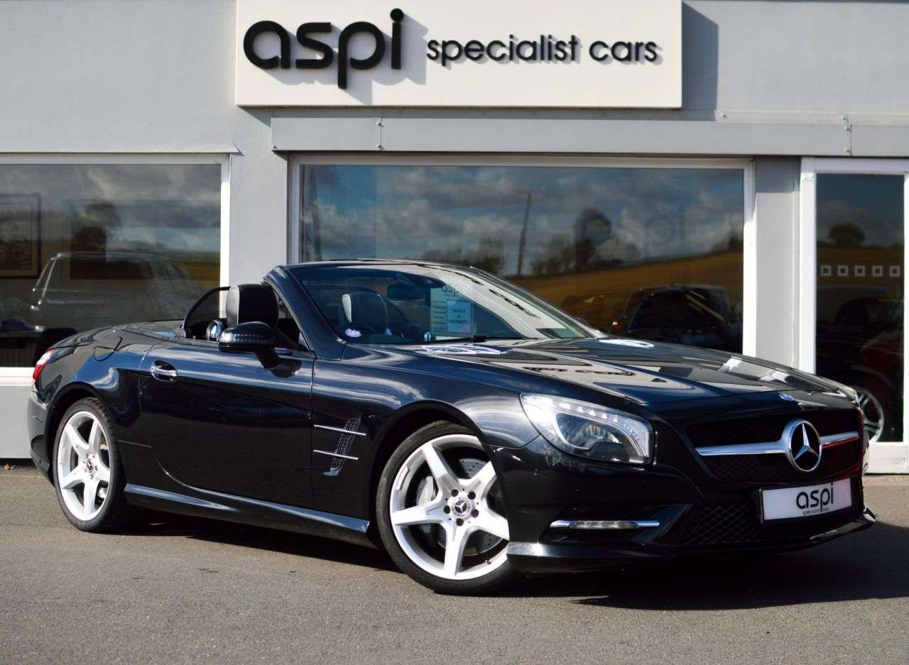 A 2013 MERCEDES-BENZ SL 3.5 SL350 V6 BlueEfficiency Convertible 2dr Petrol G-Tronic Euro 5 (s/s) (3 A 2013 MERCEDES-BENZ SL 3.5 SL350 V6 BlueEfficiency Convertible 2dr Petrol G-Tronic Euro 5 (s/s) (3