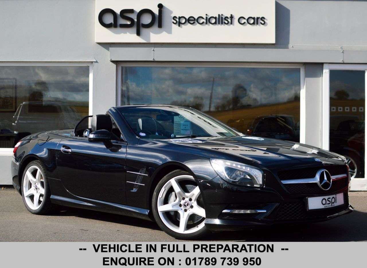 A 2013 MERCEDES-BENZ SL 3.5 SL350 V6 BlueEfficiency Convertible 2dr Petrol G-Tronic Euro 5 (s/s) (3 A 2013 MERCEDES-BENZ SL 3.5 SL350 V6 BlueEfficiency Convertible 2dr Petrol G-Tronic Euro 5 (s/s) (3