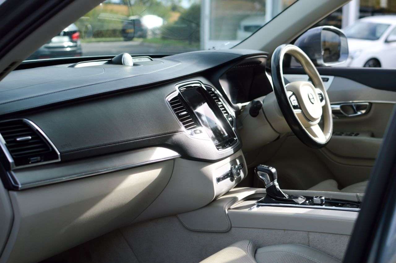 2015 VOLVO XC90 2015 VOLVO XC90